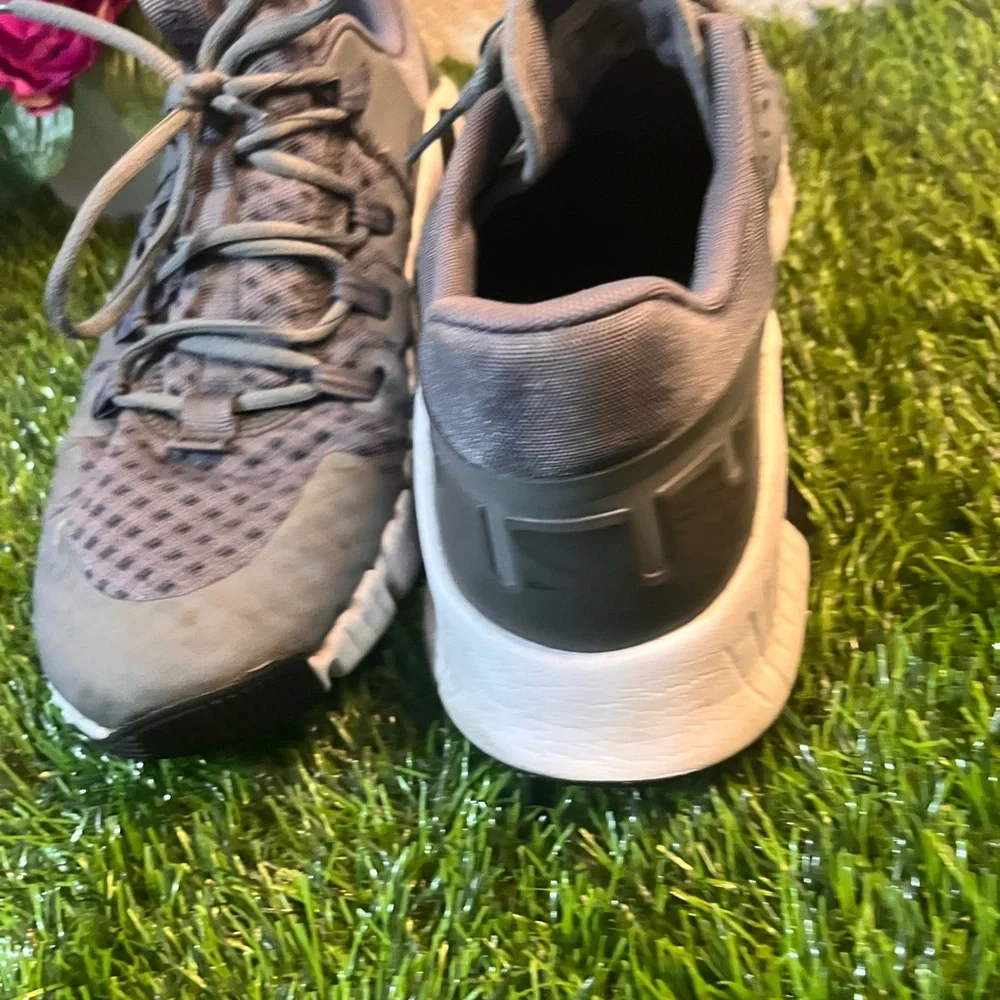 Nike Men’s Metcon  7Gray Athletic Sneakers - Lightweight Comfort